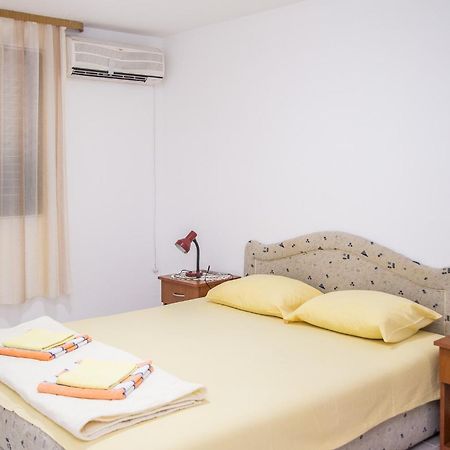 Apartmani Ksenija Petrovac 외부 사진
