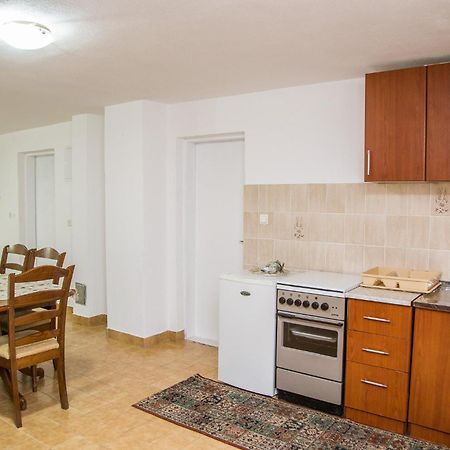Apartmani Ksenija Petrovac 외부 사진