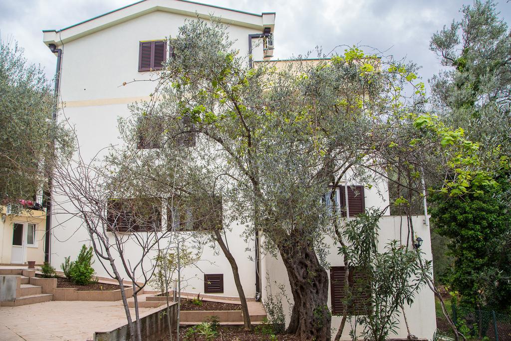 Apartmani Ksenija Petrovac 외부 사진