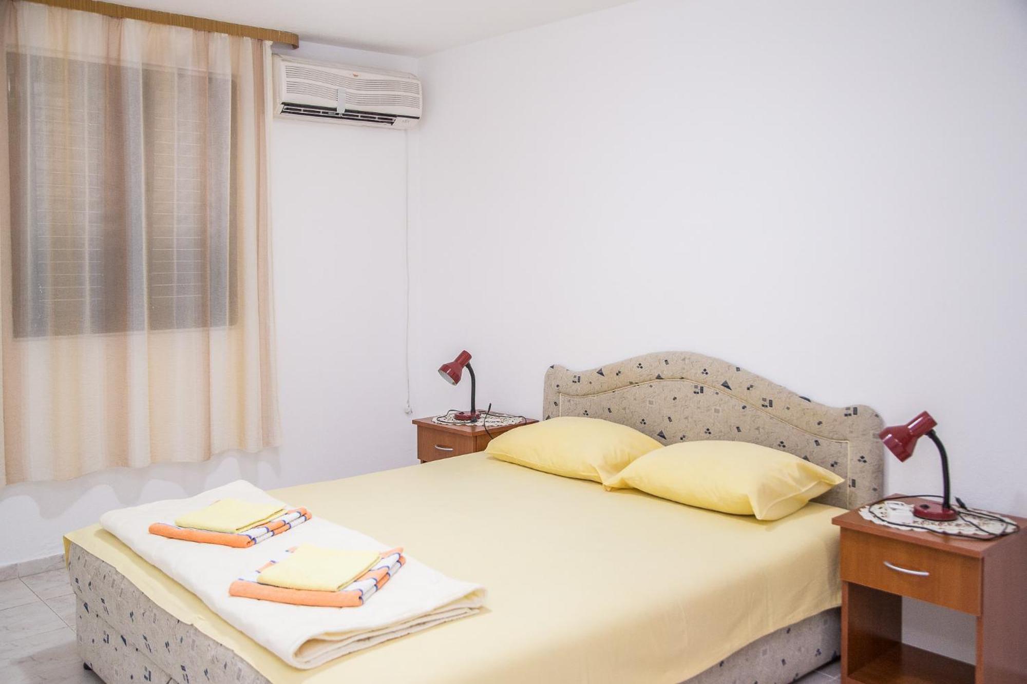 Apartmani Ksenija Petrovac 외부 사진