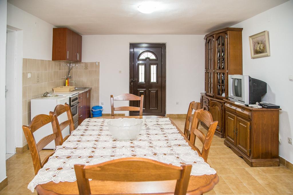 Apartmani Ksenija Petrovac 외부 사진