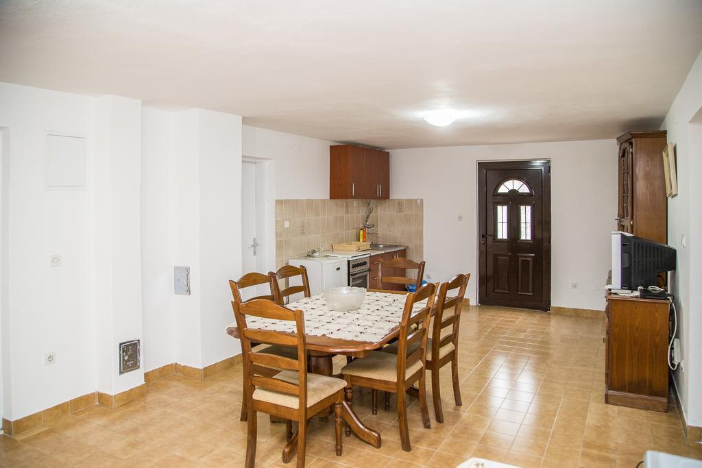 Apartmani Ksenija Petrovac 외부 사진