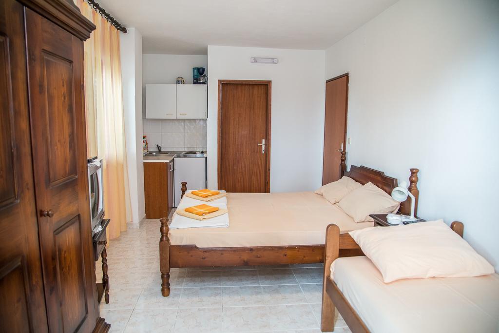 Apartmani Ksenija Petrovac 외부 사진