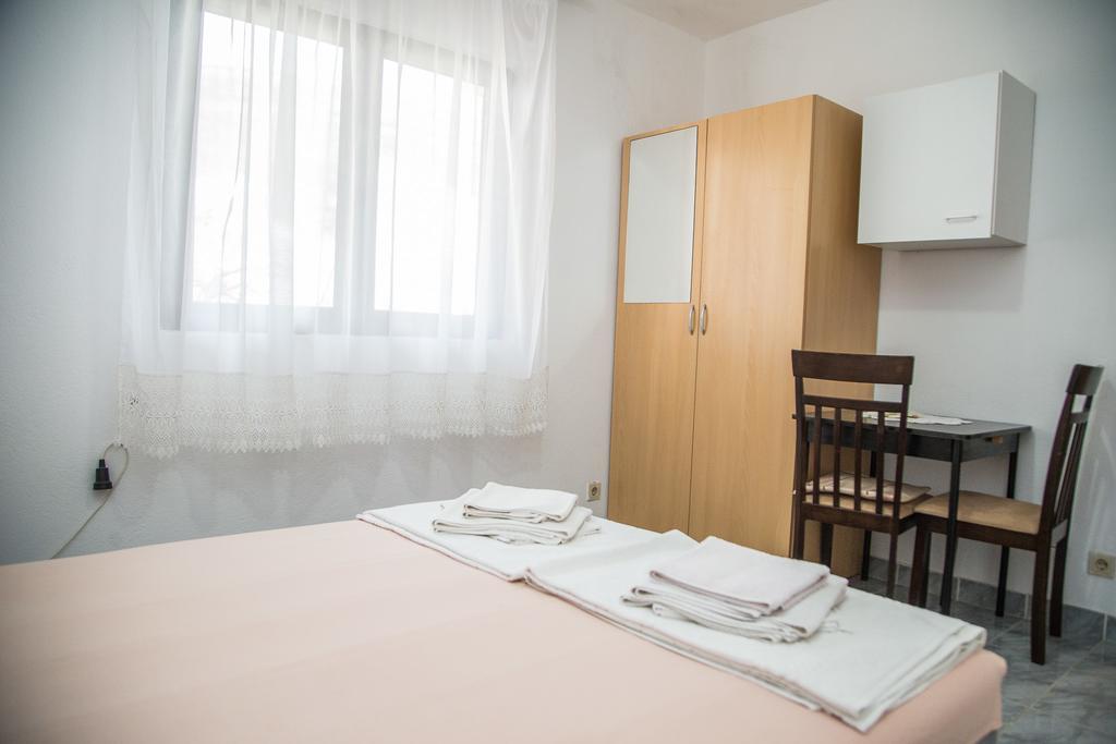 Apartmani Ksenija Petrovac 외부 사진