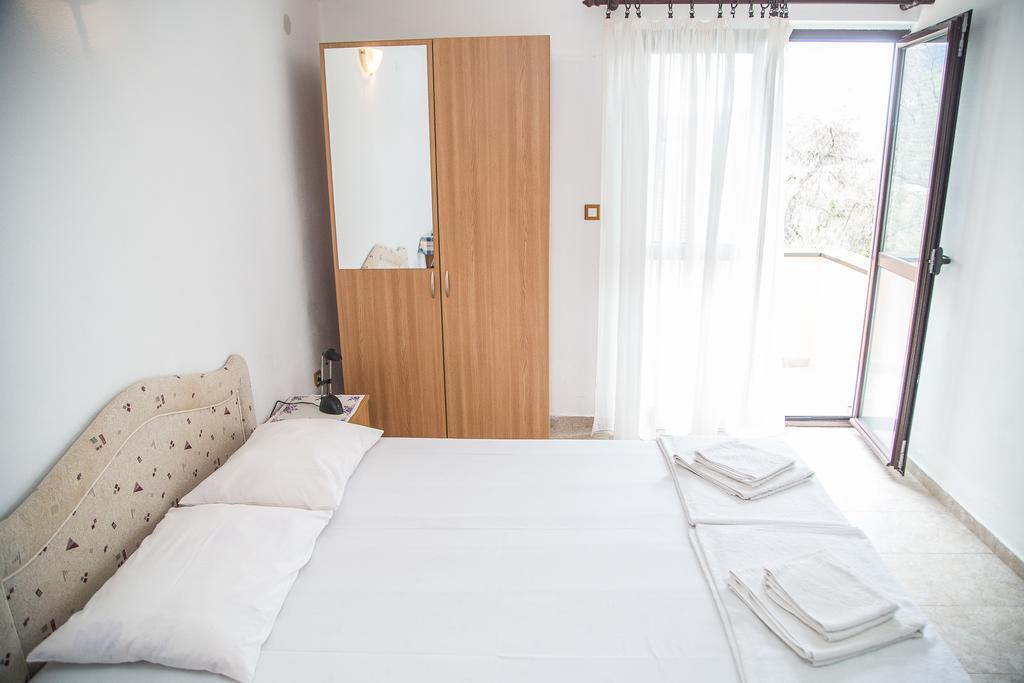 Apartmani Ksenija Petrovac 외부 사진