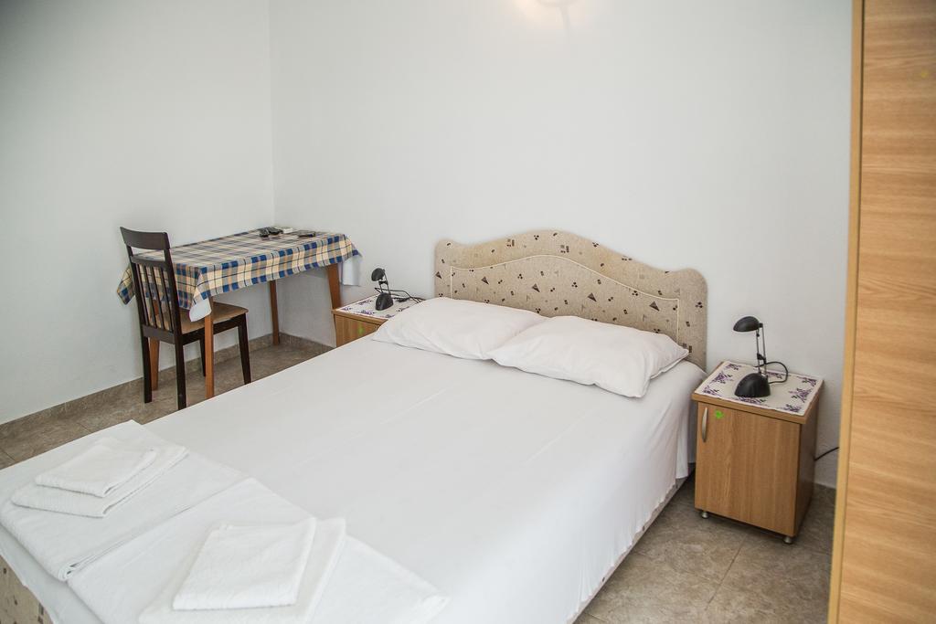 Apartmani Ksenija Petrovac 외부 사진