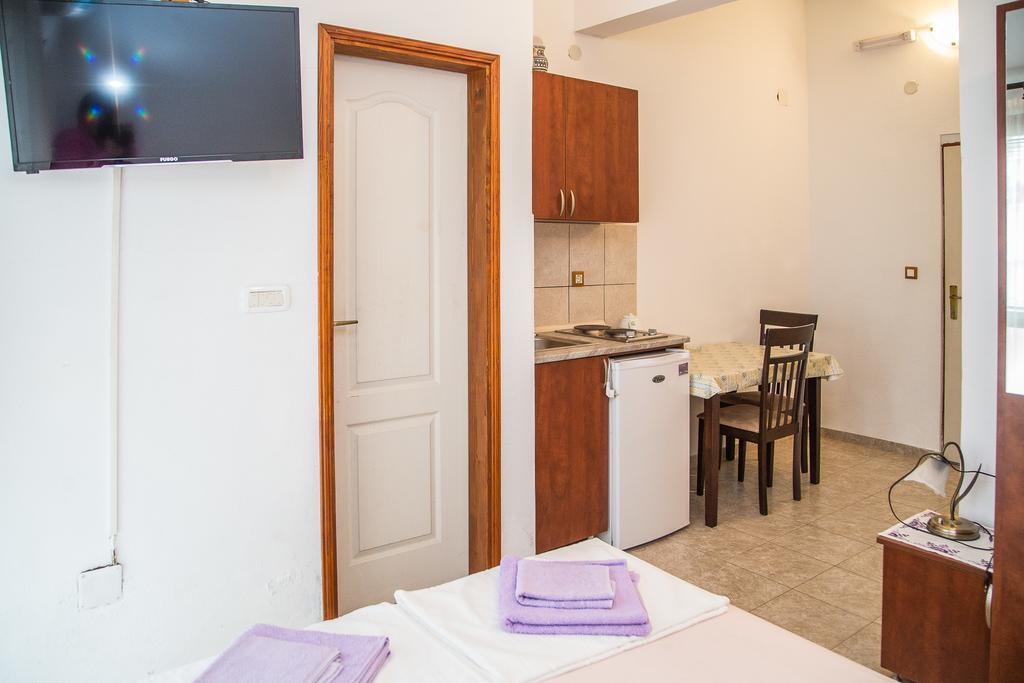 Apartmani Ksenija Petrovac 외부 사진